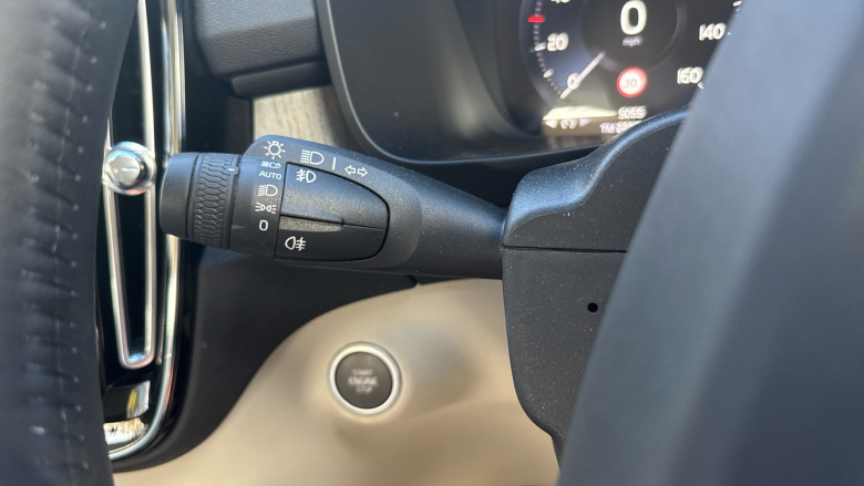 Volvo Xc40 1.5 T3 [163] Inscription Pro 5dr Geartronic Petrol Estate